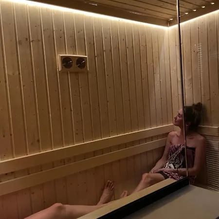 Trzy Szyszki Jezioro Czorsztynskie Balia Oraz Sauna W Cenie Сasa de vacaciones
