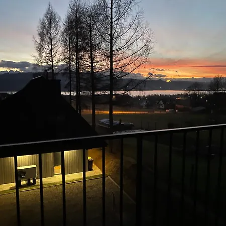 Trzy Szyszki Jezioro Czorsztynskie Balia Oraz Sauna W Cenie Ferienhaus